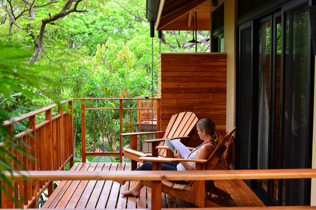 GFS_9363 - Reading on balcony executive(1)