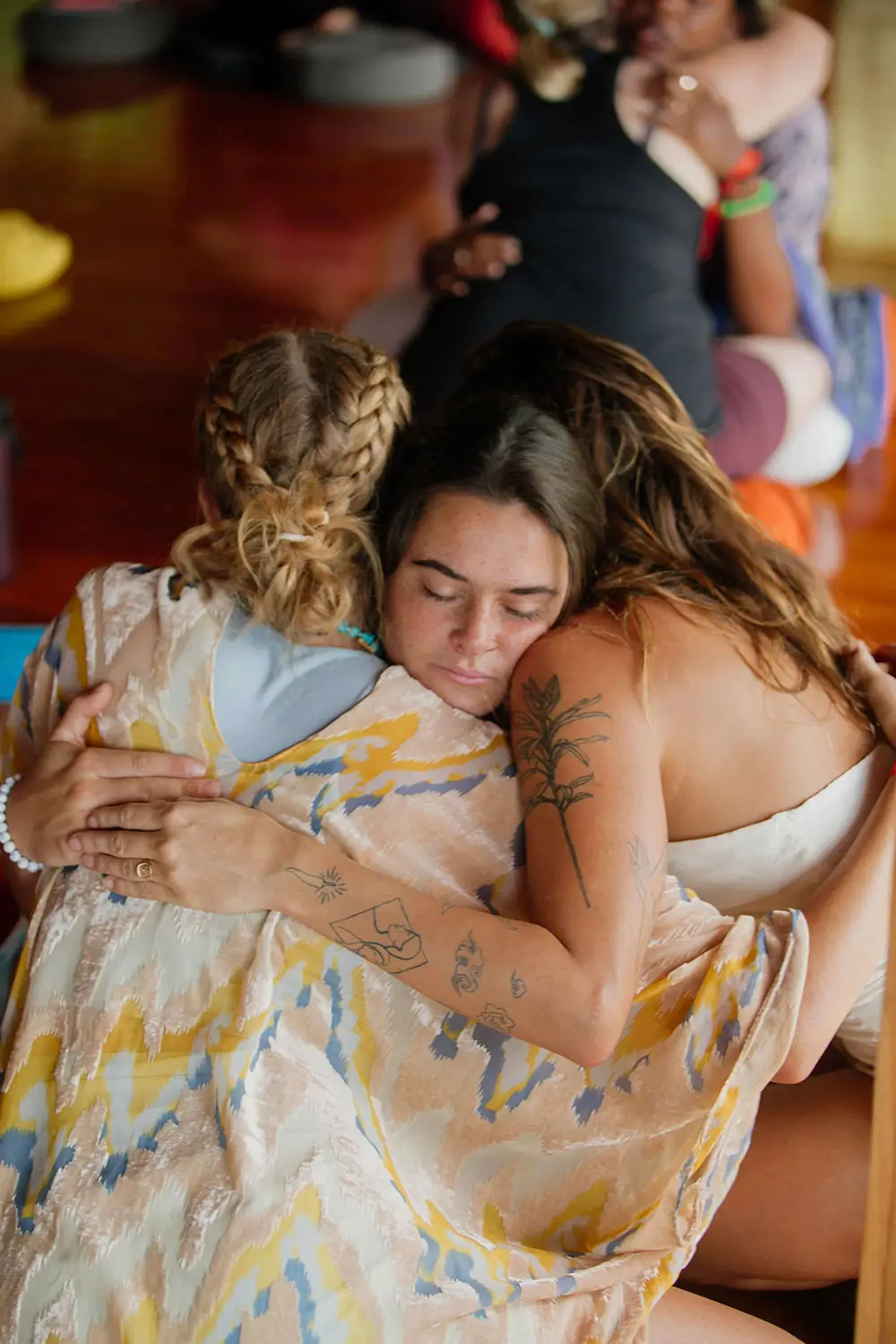 Costa-Rica-retreat-group-hug-feminine-energy-coach-mel-wells